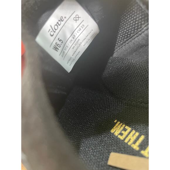 Clove Classic LX Sneaker Black Python Vegan Size 6.5 W 5 M NIB Nurses Comfy Shoe - Picture 12 of 14